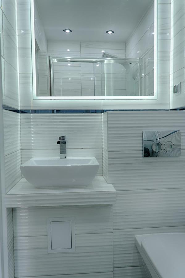 Apartament Sto Metrow Od Morza Svinoústí Exteriér fotografie